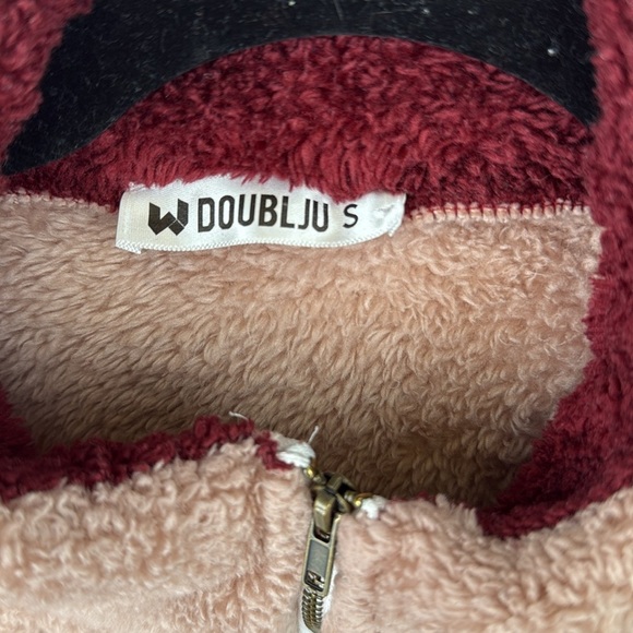 Doublju Women's Two-Tone Women's XS Pink and Maroon Half Zip Sherpa Pullover - Picture 2 of 10